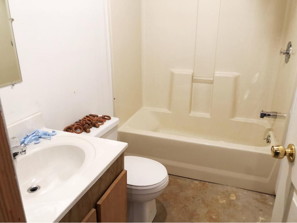 270 Roy Martin Road Gray, TN 37615 - Photo 28 of 36 Basement Bath