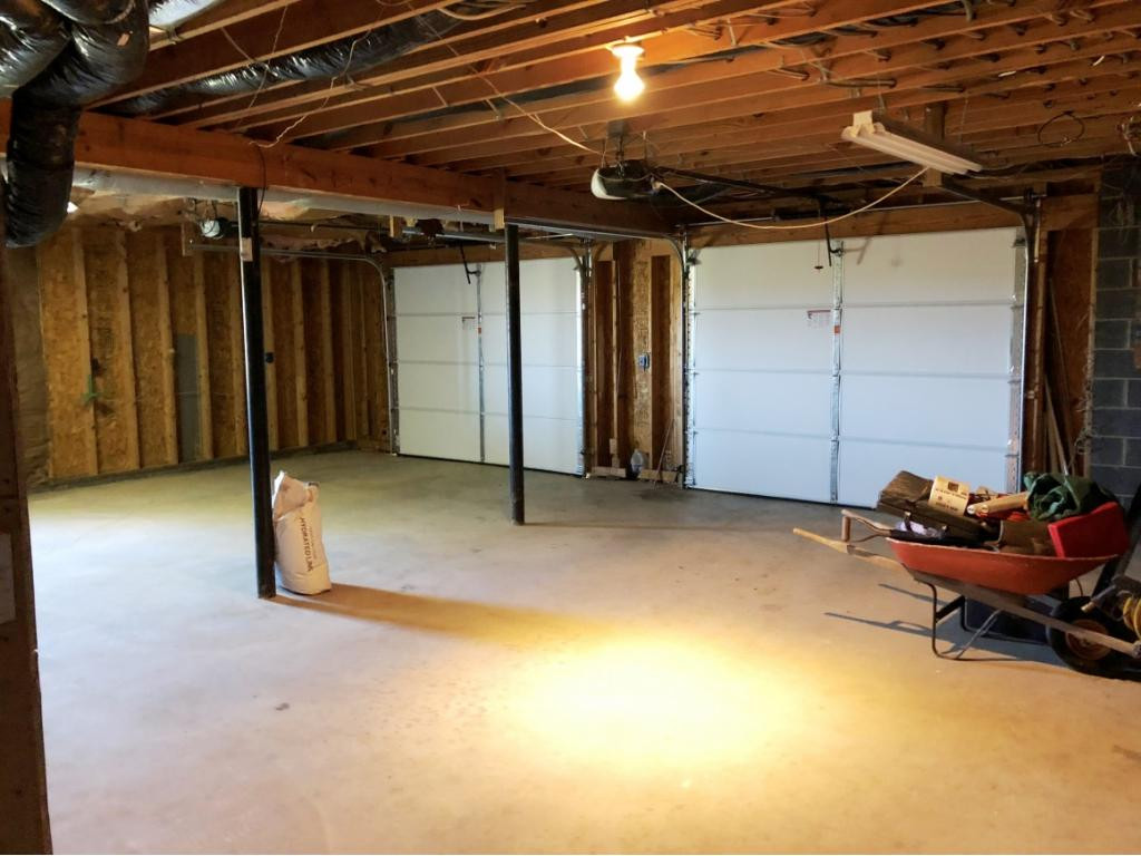 270 Roy Martin Road Gray, TN 37615 - Photo 29 of 36 Inside Basement Garage