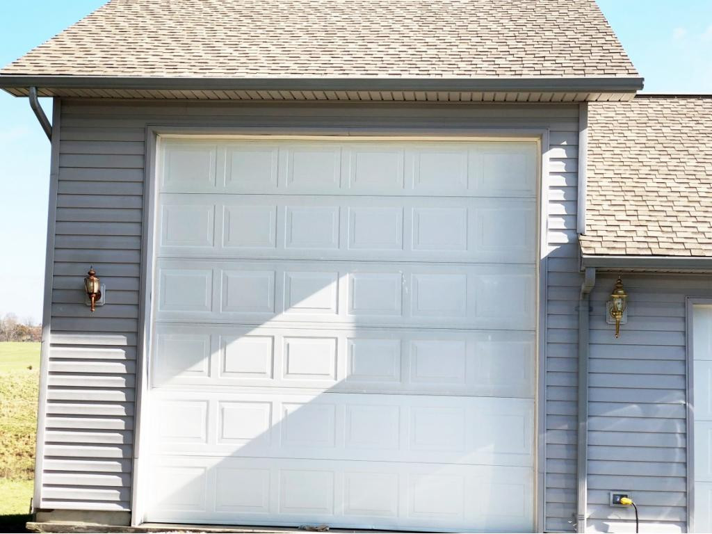 270 Roy Martin Road Gray, TN 37615 - Photo 4 of 36 32 Ft RV Garage