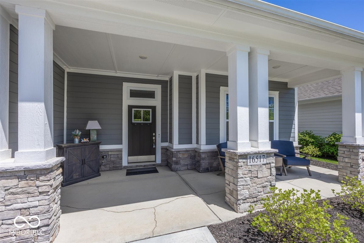 16517 Buck Ridge Lane Fortville, IN 46040 - Photo 4 of 35