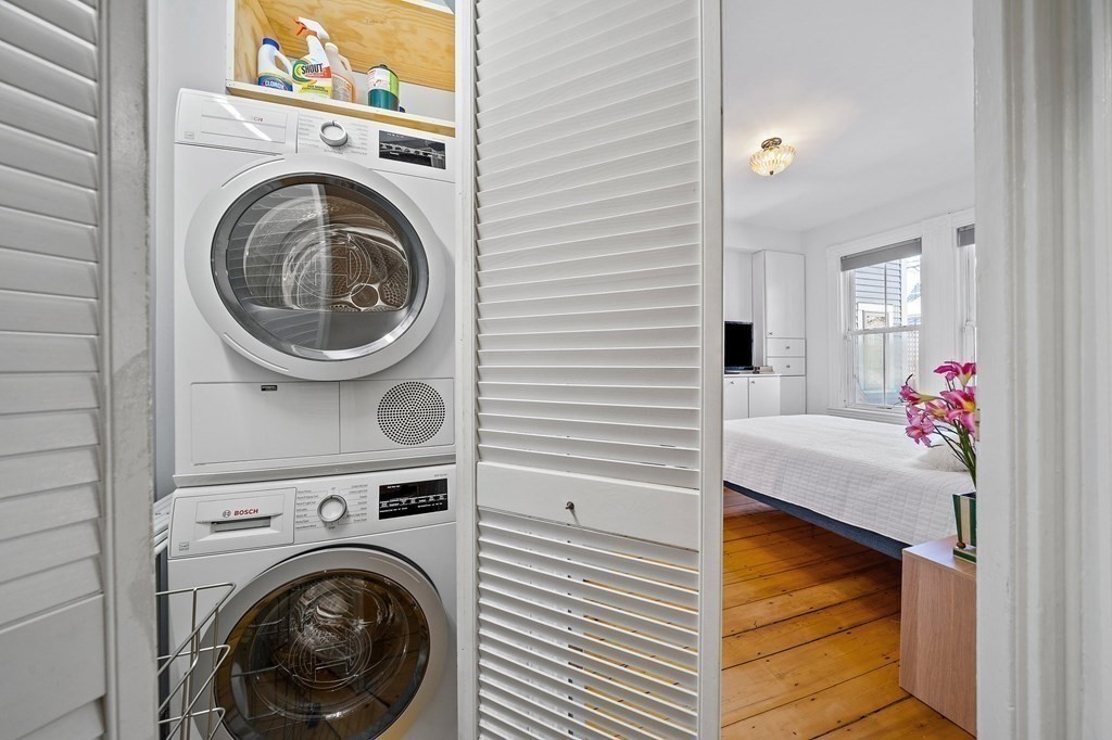 281 Chestnut Avenue, Unit 1 Boston, MA 02130 - Photo 13 of 17