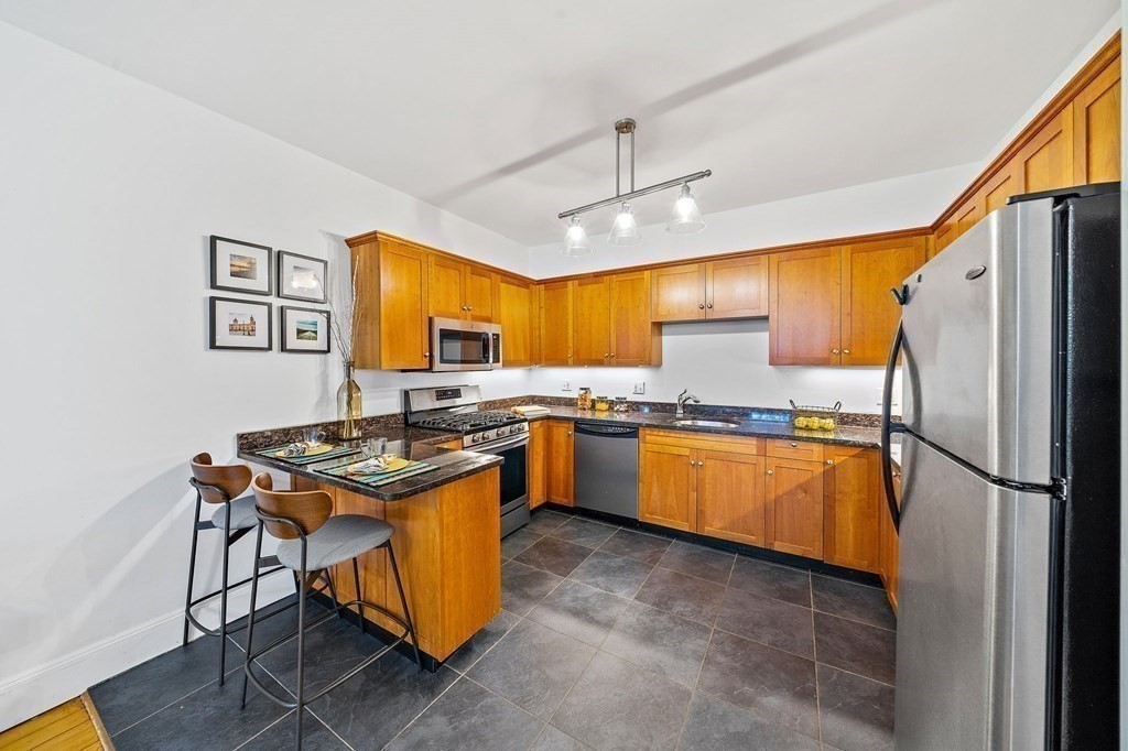 281 Chestnut Avenue, Unit 1 Boston, MA 02130 - Photo 4 of 17