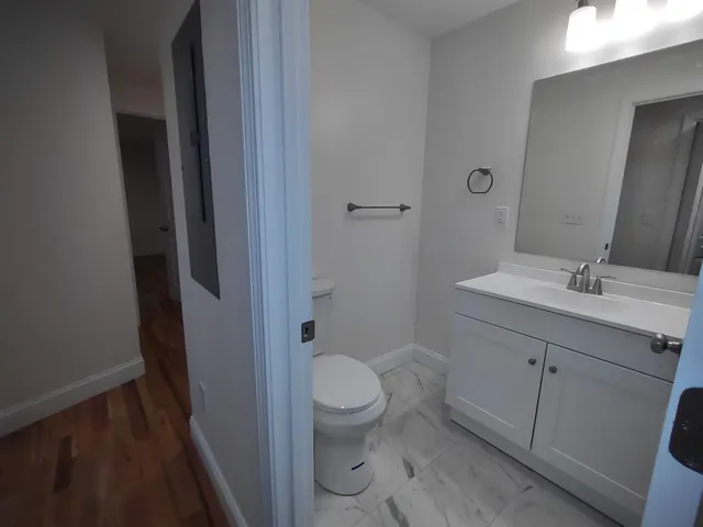 $2,575 | 394 Union Avenue, Unit 4, Laconia, NH 03246