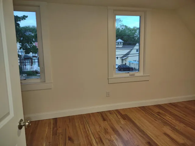 $2,575 | 394 Union Avenue, Unit 4, Laconia, NH 03246