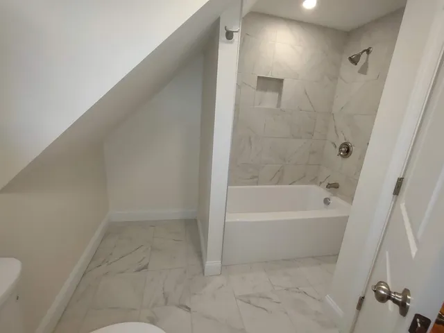 $2,575 | 394 Union Avenue, Unit 4, Laconia, NH 03246