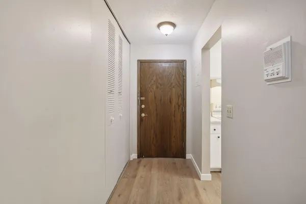 $139,900 | 4350 Brookside Court, Unit 114, Edina, MN 55436