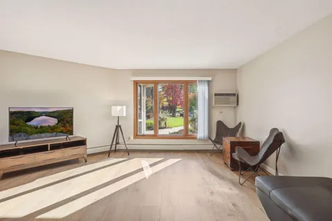 $144,500 | 4350 Brookside Court, Unit 114, Edina, MN 55436