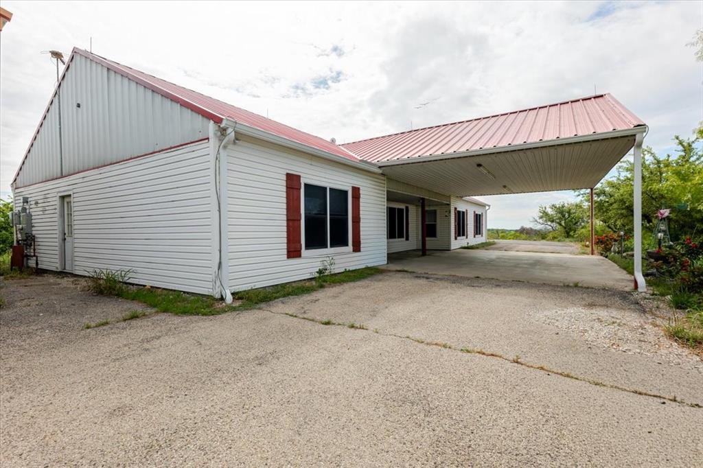 2400 Carter Road Springtown, TX 76082 - Photo 3 of 36