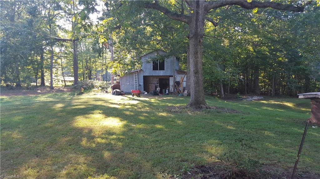 344 Old Bell Road Randleman, NC 27317 - Photo 3 of 12