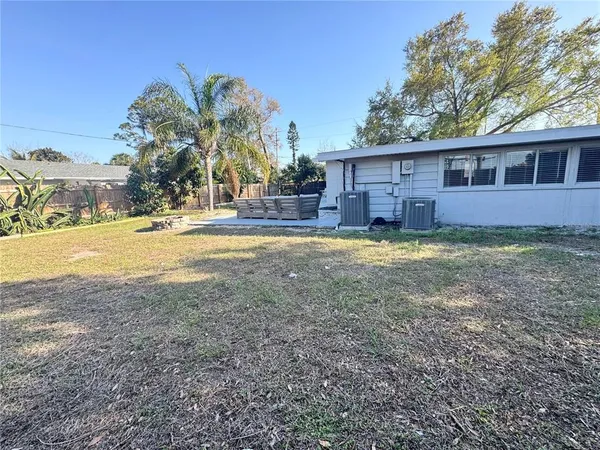 $3,000 | 3913 South Shade Avenue, Sarasota, FL 34231