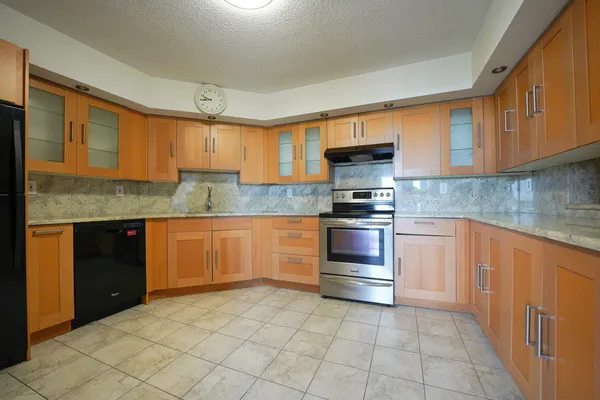 $394,900 | 1021 Harmon Cove Tower, Unit 1021, Secaucus, NJ 07094