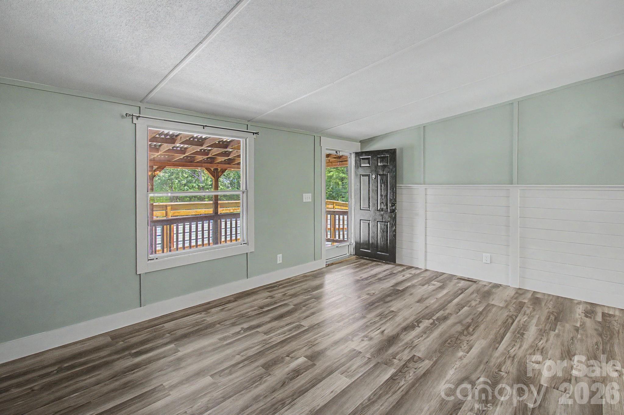 1011 Reed Street Asheville, NC 28804 - Photo 7 of 44