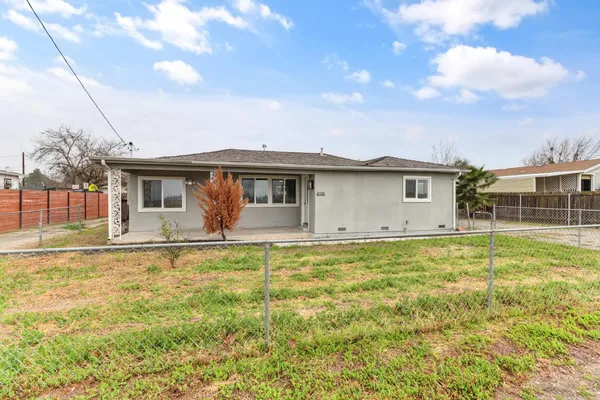 $400,000 | 4705 Arboga Road, Olivehurst, CA 95961