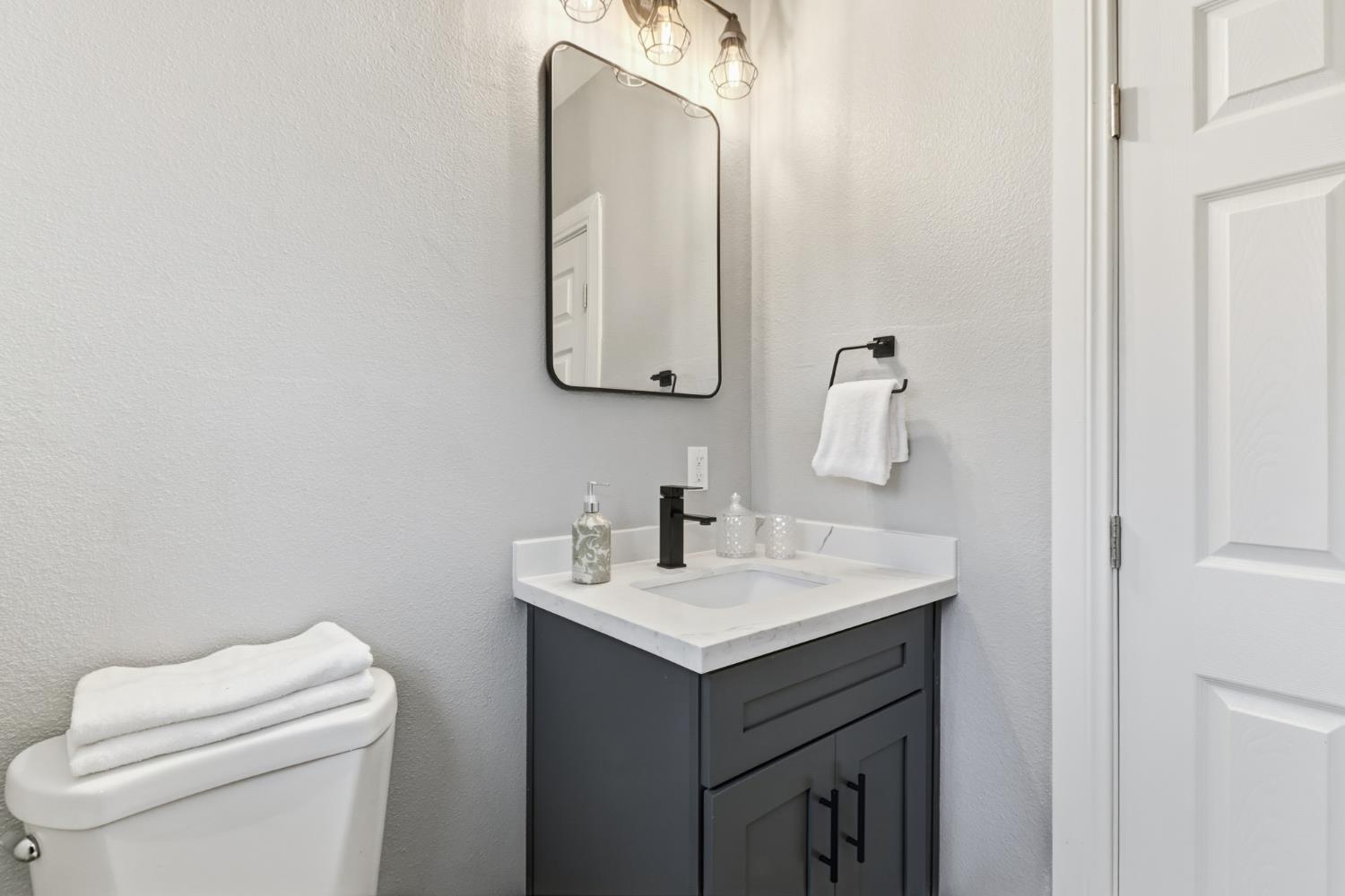 4705 Arboga Road Olivehurst, CA 95961 - Photo 21 of 56