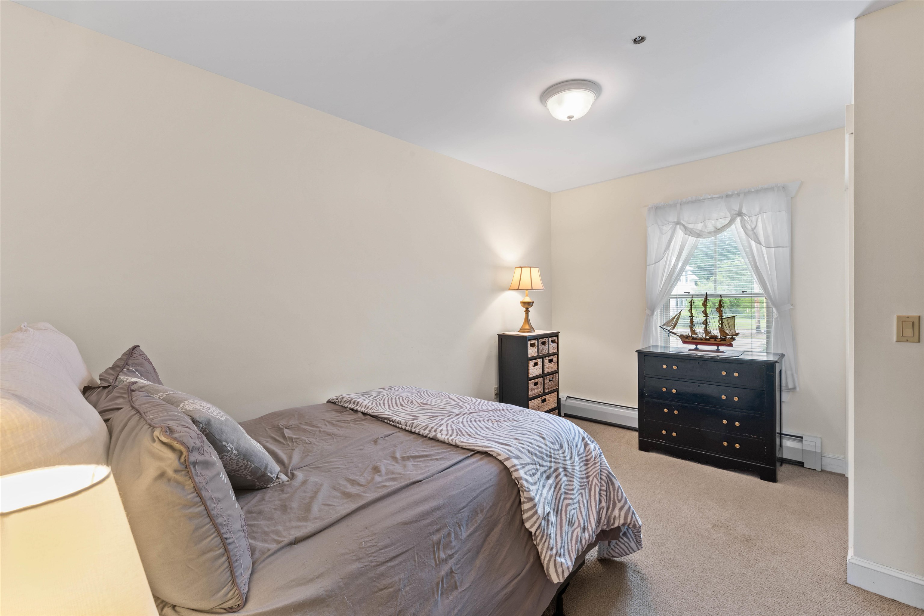 196 East Main Street, Unit 5 Conway, NH 03818 - Photo 16 of 37