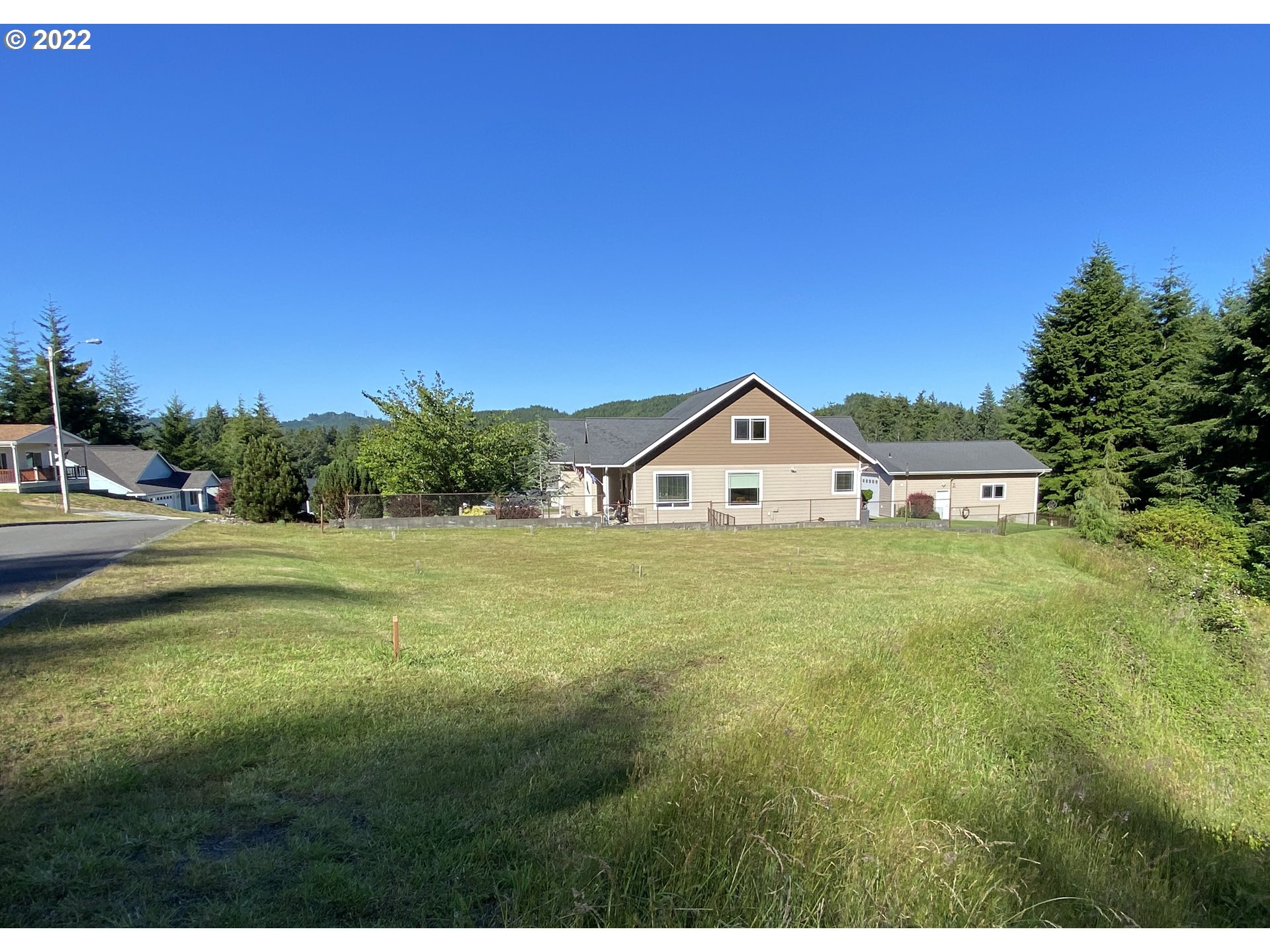 425 Providence Drive, Unit 24 Reedsport, OR 97467 - Photo 6 of 8 Gallery Image 6