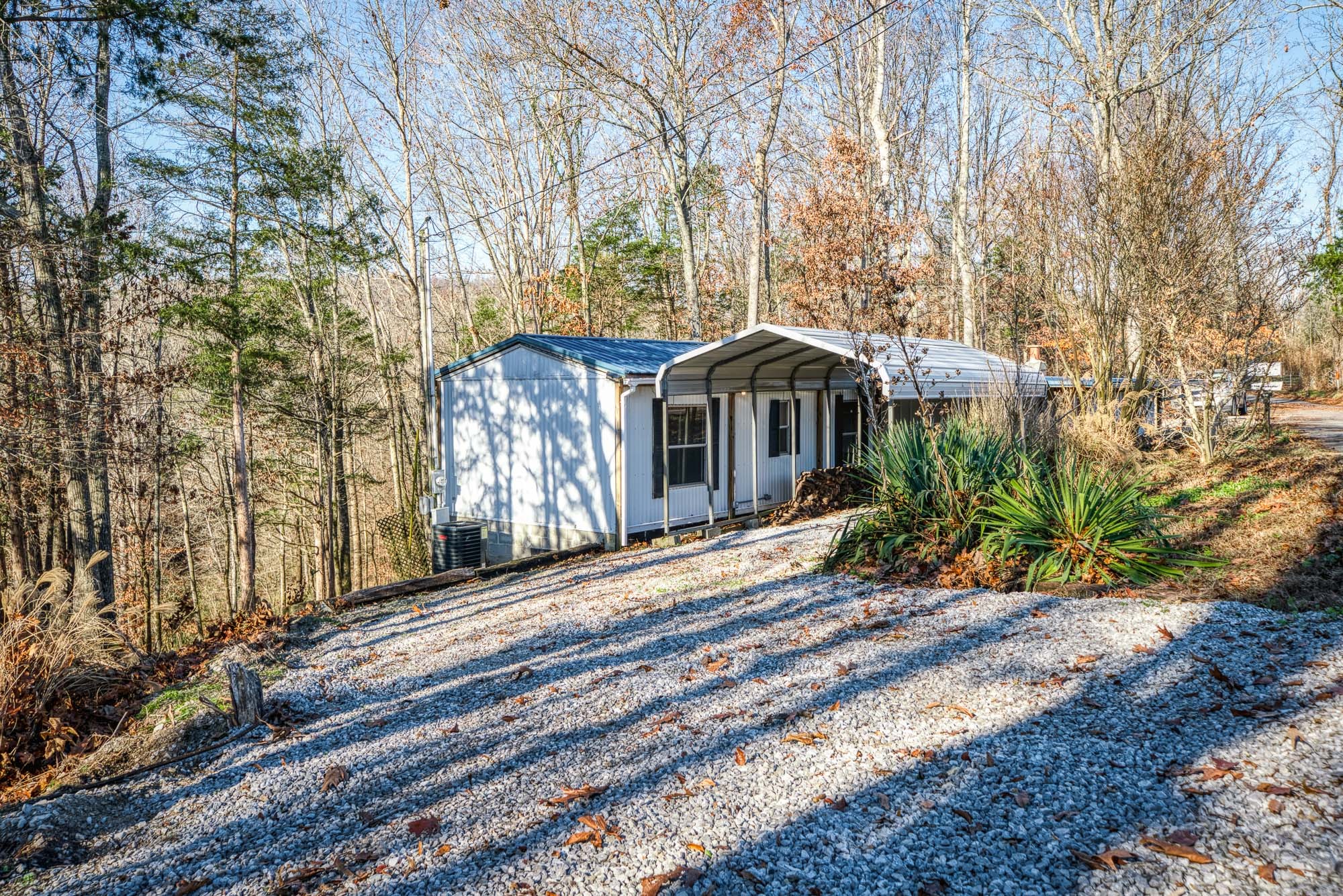 655 Mary Gardner Road Sparta, TN 38583 - Photo 11 of 34 Gallery Image 11
