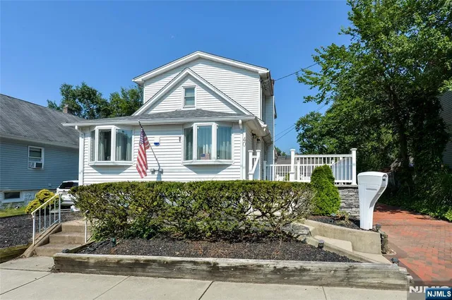 $695,000 | 40 3rd Avenue, Westwood, NJ 07675