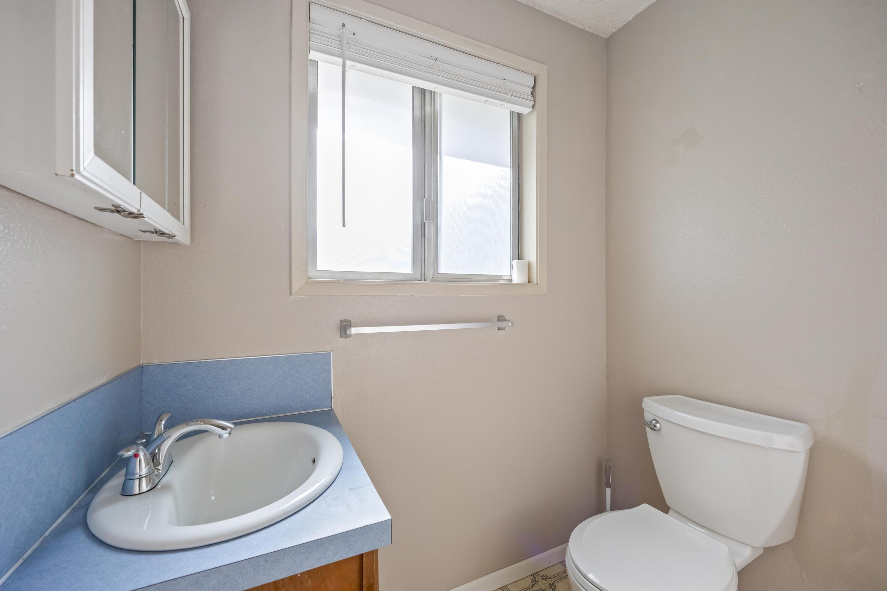 563 Southwest 2nd Street Madras, OR 97741 - Photo 16 of 26 16