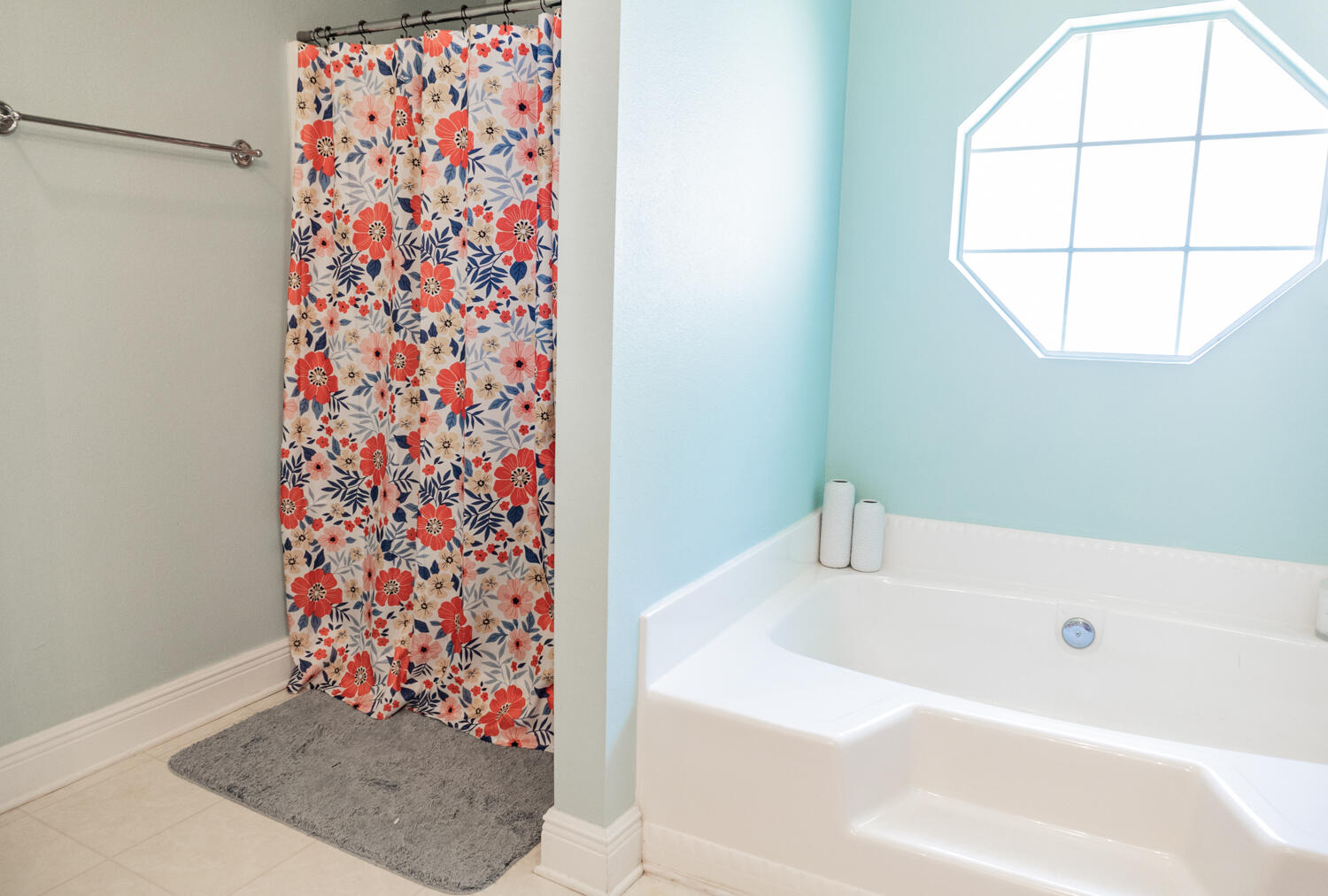 656 Territory Lane Crestview, FL 32536 - Photo 24 of 35 a bathroom with a bathtub and a shower