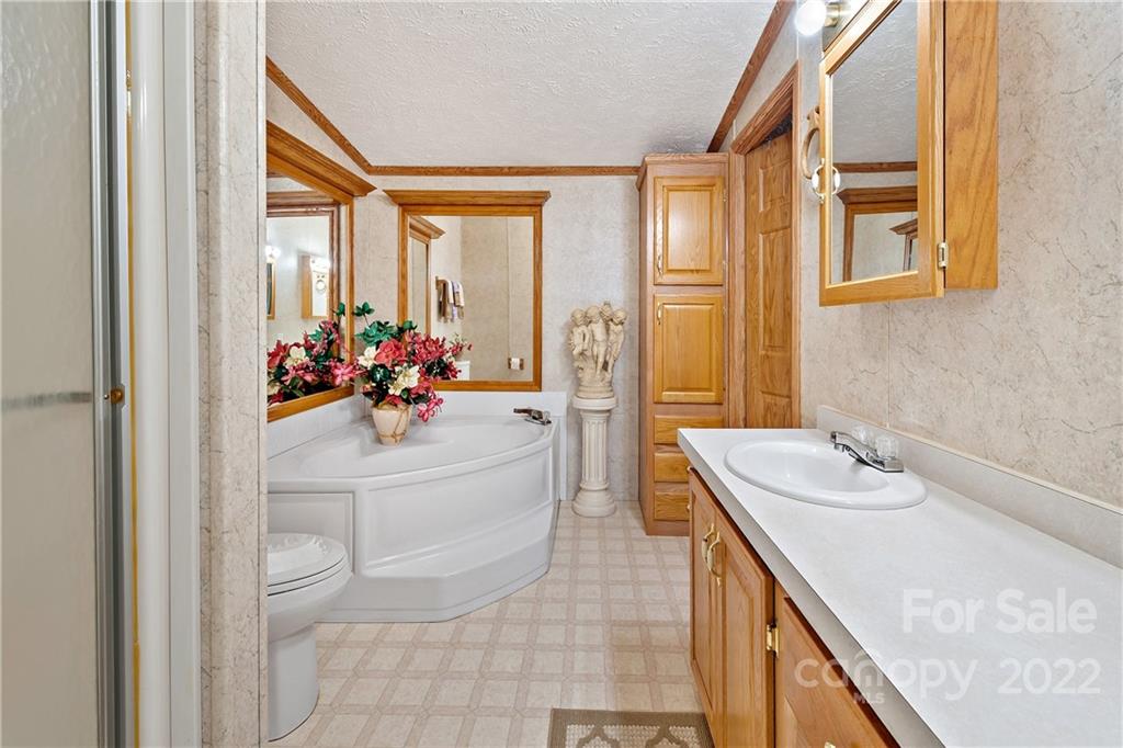 149 Church Road Fairview, NC 28730 - Photo 31 of 37 Gallery Image 31