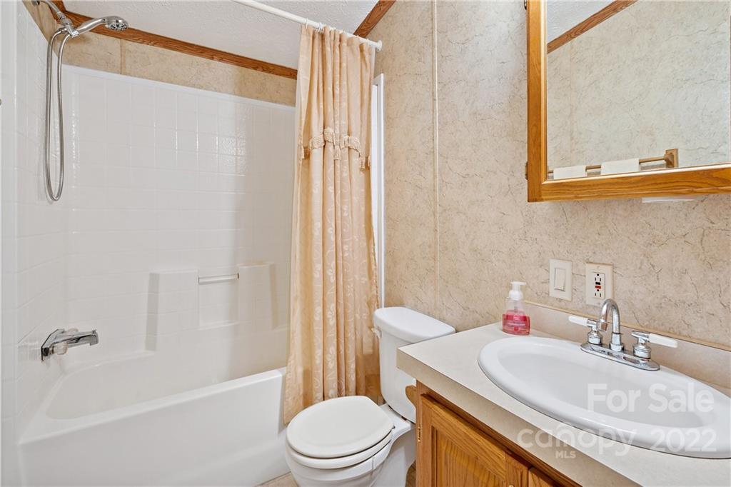 149 Church Road Fairview, NC 28730 - Photo 34 of 37 Gallery Image 34