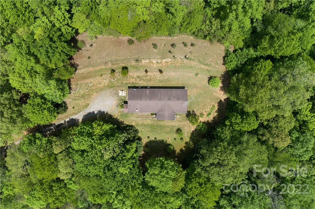 149 Church Road Fairview, NC 28730 - Photo 9 of 37 Gallery Image 9