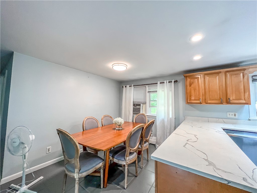 18 Cullen Hill Road Lincoln, RI 02865 - Photo 10 of 39