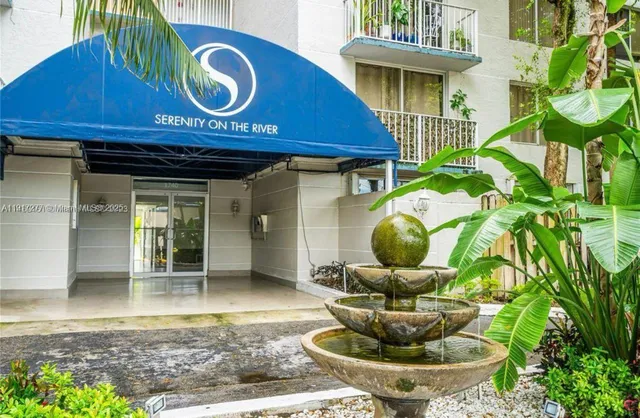 $2,700 | 1740 Northwest N River Drive, Unit 422, Miami, FL 33125