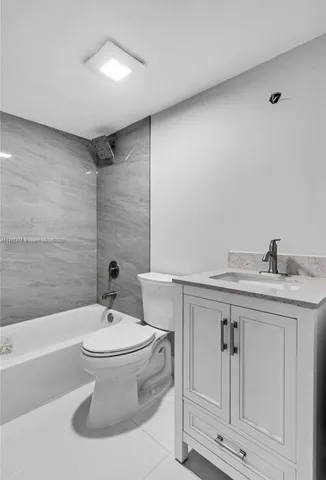 a view of a window in a room