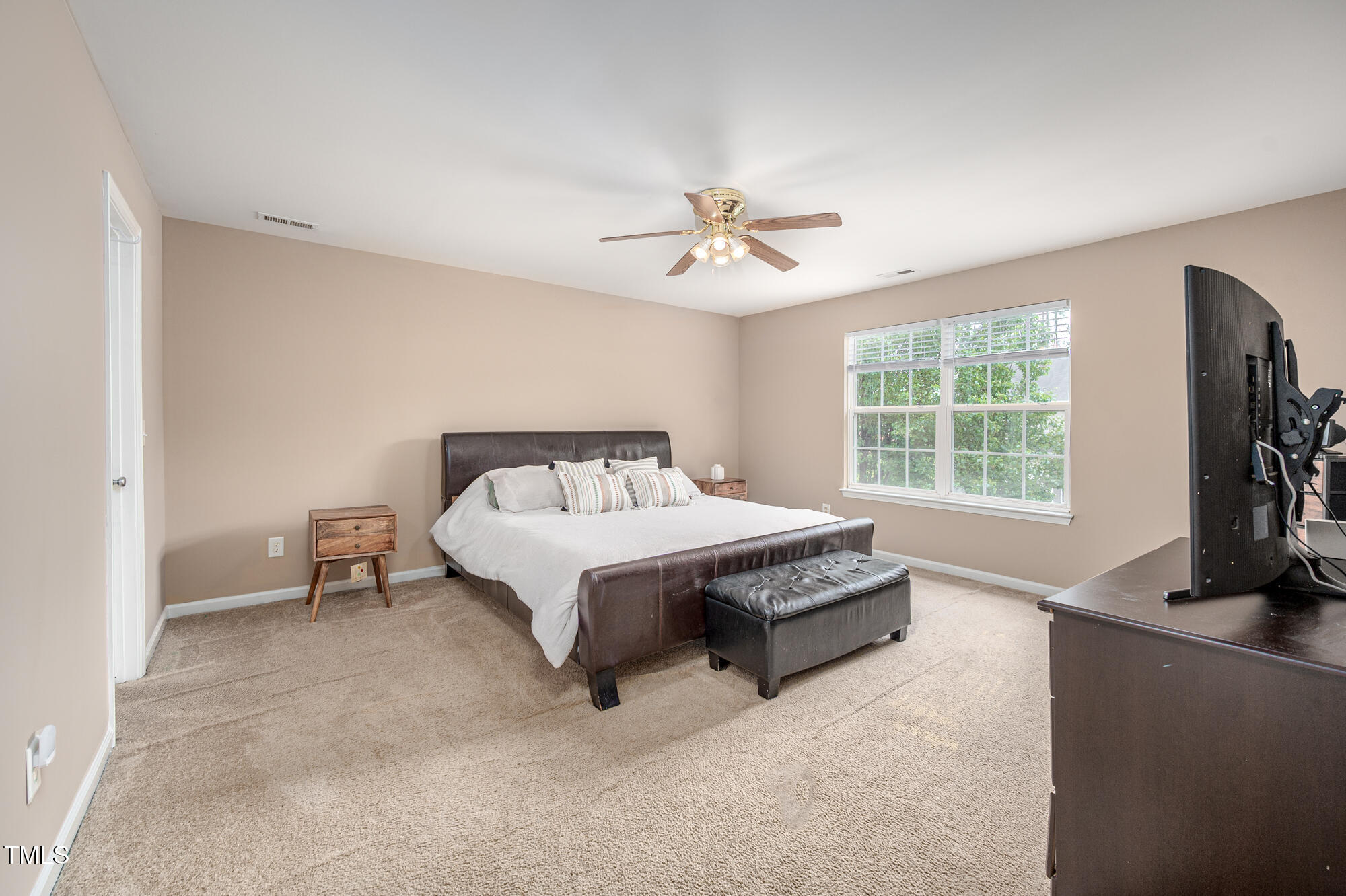 313 Weeping Willow Drive Durham, NC 27704 - Photo 25 of 39 313WeepingWillow-26