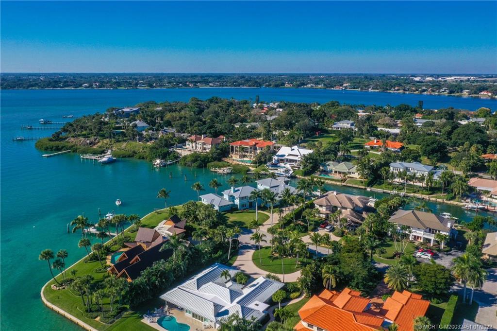 25 Island Road Stuart, FL 34996 - Photo 19 of 24 an aerial view of a house with a garden