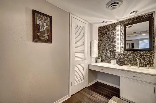 $118,000 | 502 East Avenue J, Unit C, Grand Prairie, TX 75050