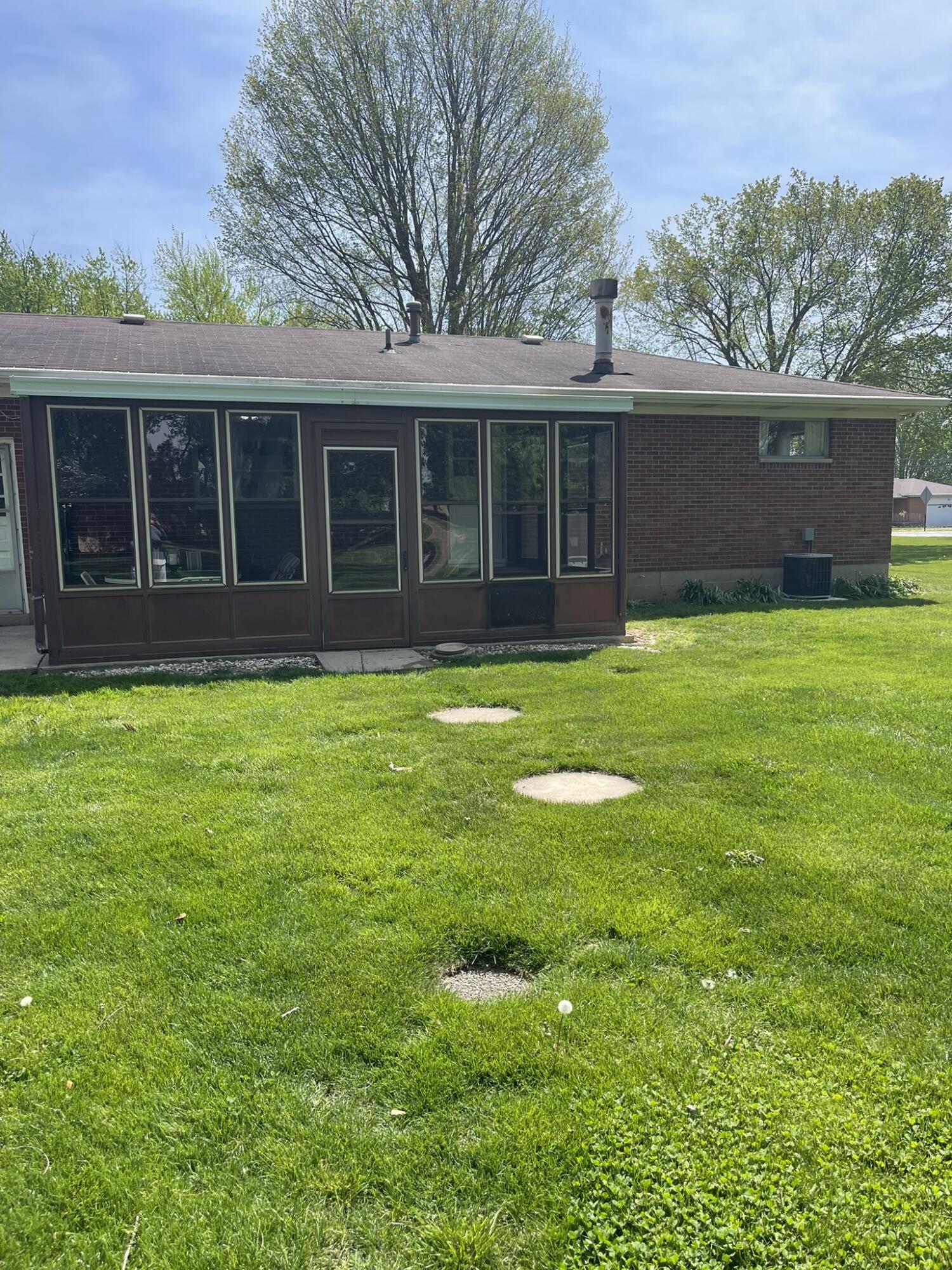 4931 Bosart Road Springfield, OH 45503 - Photo 3 of 41