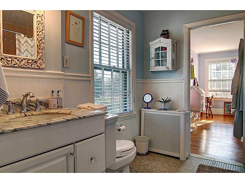 228 Rumstick Road Barrington, RI 02806 - Photo 17 of 25 Bathroom.