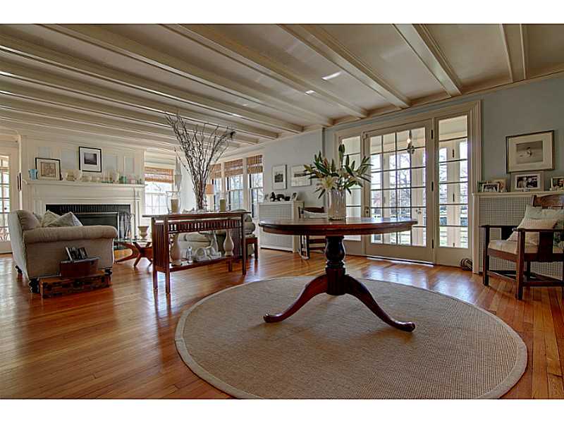 228 Rumstick Road Barrington, RI 02806 - Photo 5 of 25 Living Room.