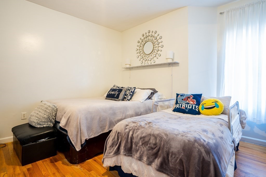 378 Ferry Street Everett, MA 02149 - Photo 18 of 33