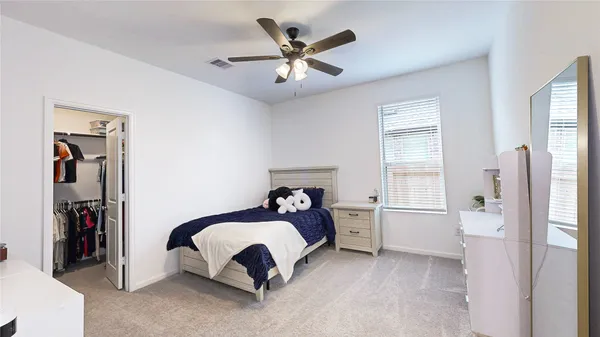 $3,400 | 711 Hooks Trail Lane, League City, TX 77573