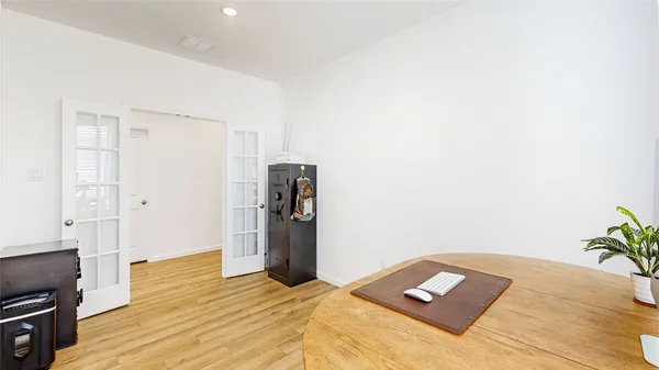 $3,400 | 711 Hooks Trail Lane, League City, TX 77573