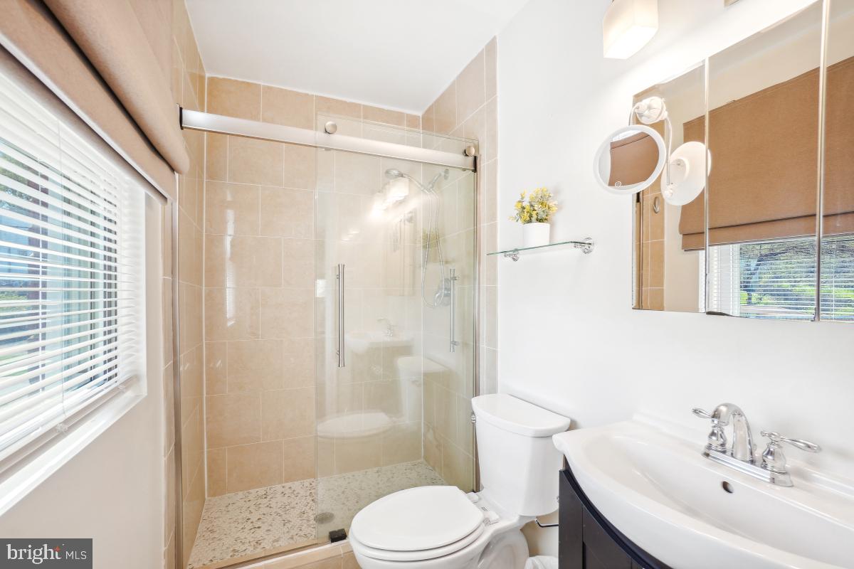 1801 Primrose Road Northwest Washington, DC 20012 - Photo 26 of 61