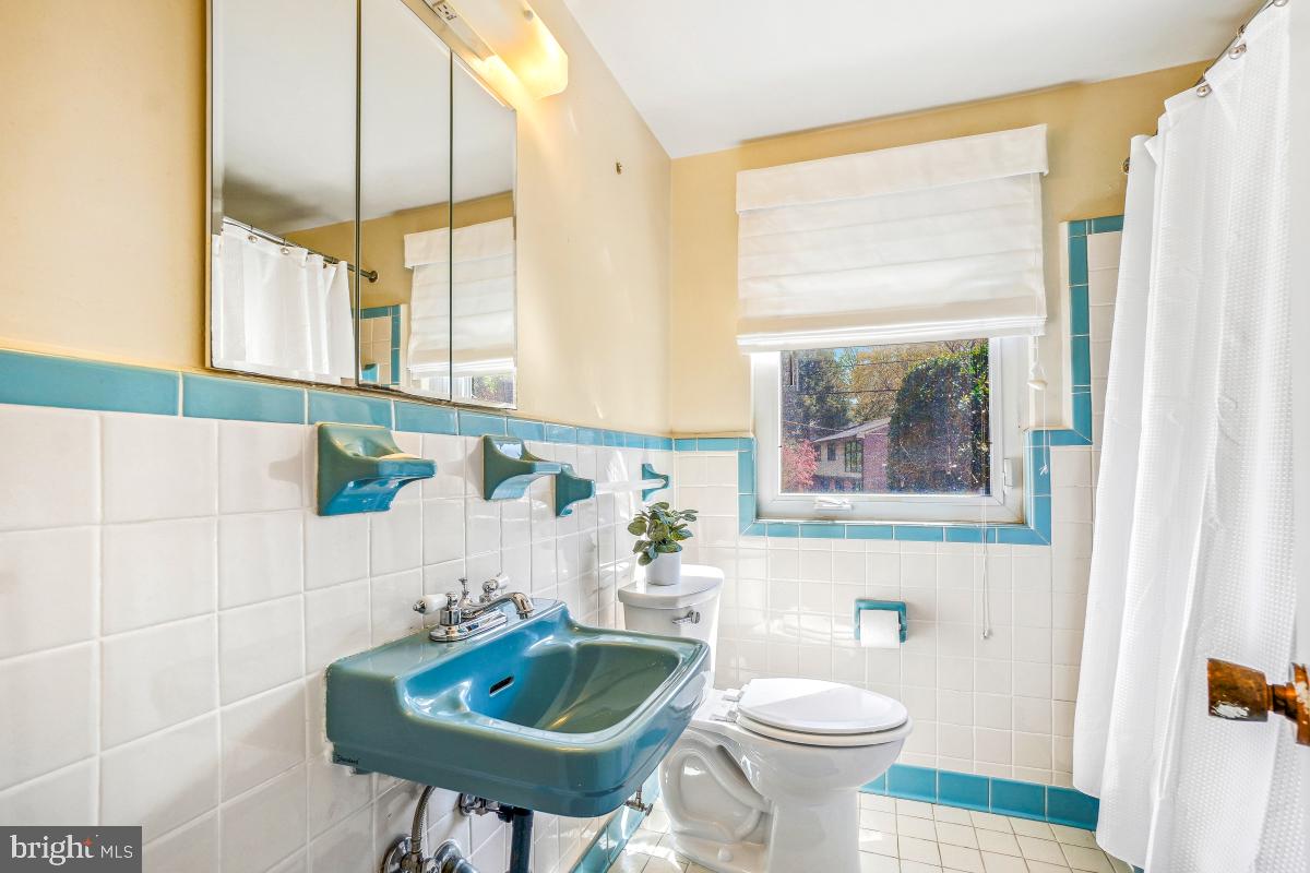 1801 Primrose Road Northwest Washington, DC 20012 - Photo 35 of 61