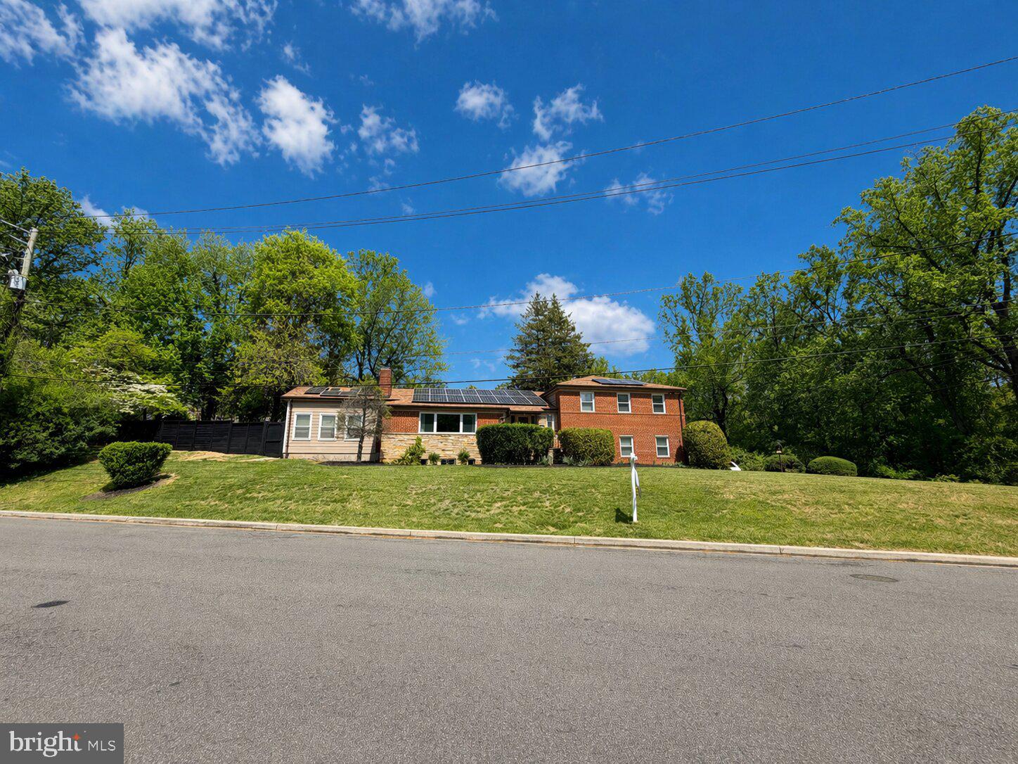 1801 Primrose Road Northwest Washington, DC 20012 - Photo 4 of 61