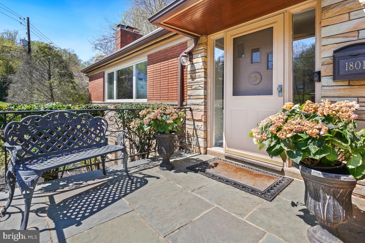 1801 Primrose Road Northwest Washington, DC 20012 - Photo 6 of 61