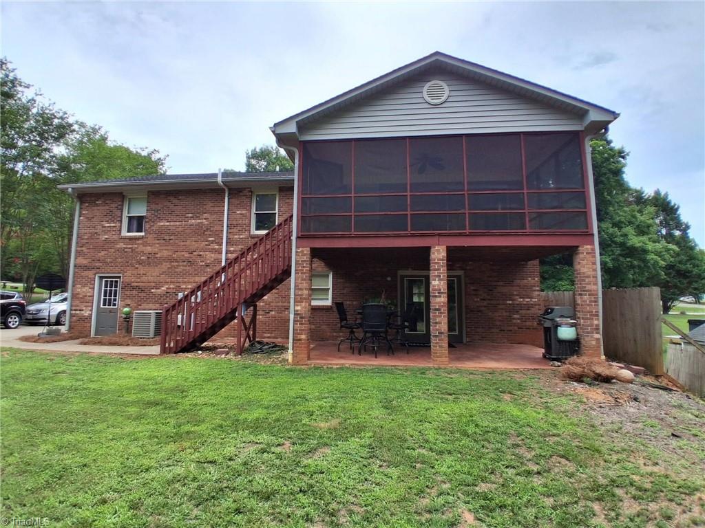 1492 Cedar Fork Road Clemmons, NC 27012 - Photo 4 of 44