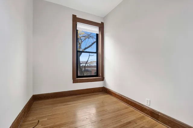 $2,995 | 825 West Armitage Avenue, Unit 3S, Chicago, IL 60614