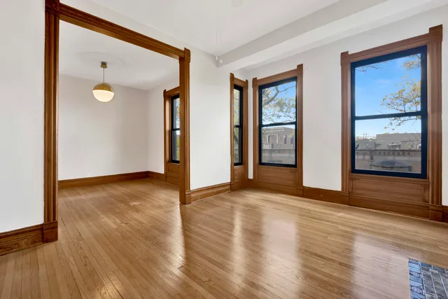 $2,995 | 825 West Armitage Avenue, Unit 3S, Chicago, IL 60614