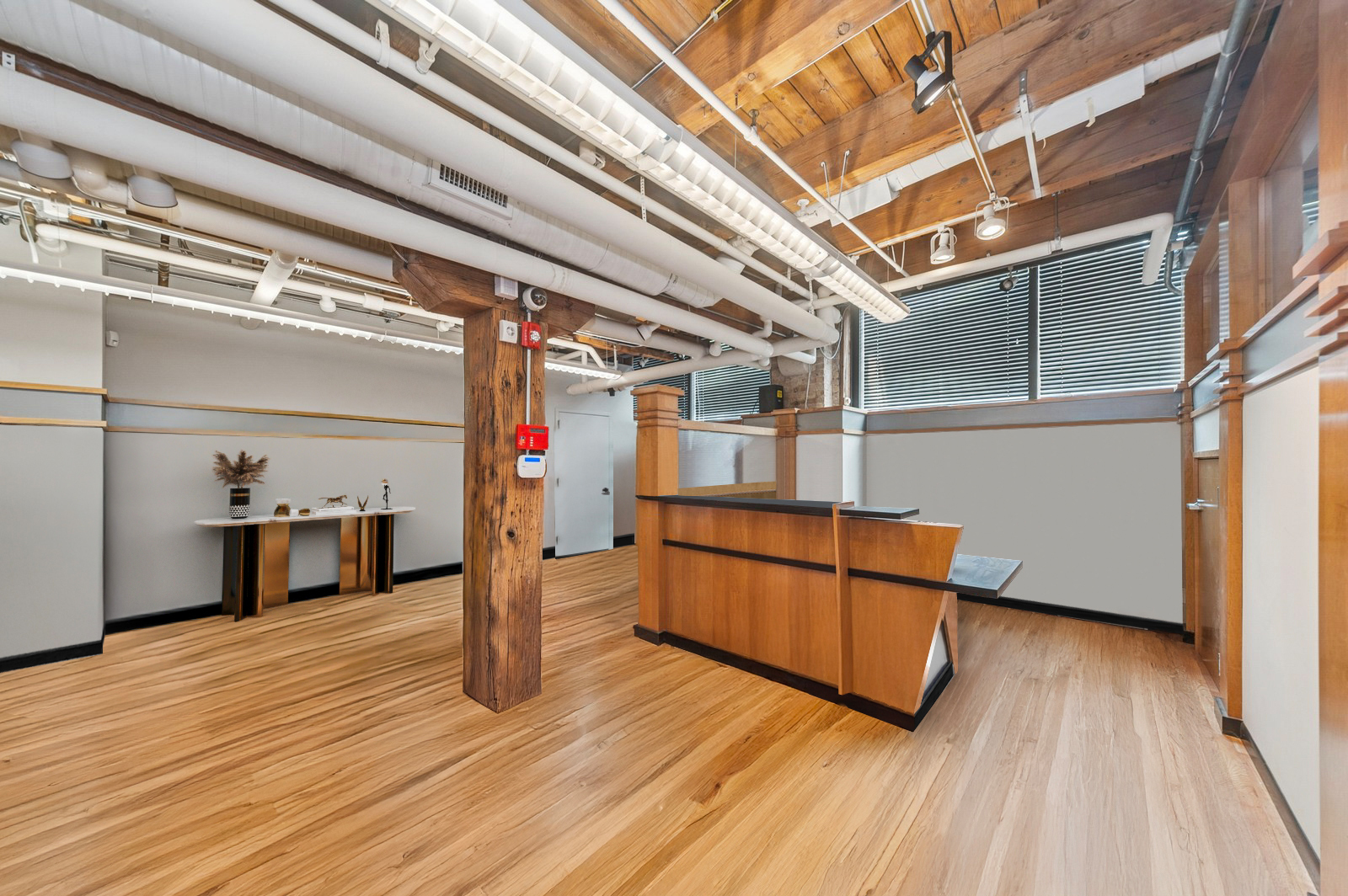 368 West Huron Street, Unit G Chicago, IL 60654 - Photo 3 of 19 a view of a porch with wooden floor and electronic appliances