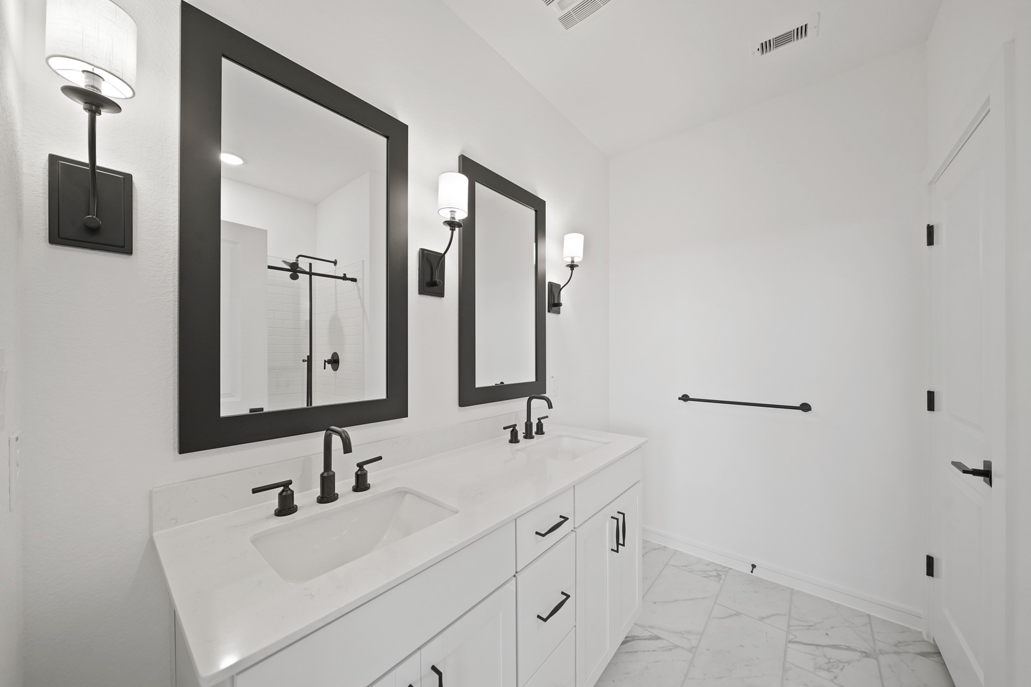 2903 Silver Frst Street Angleton, TX 77515 - Photo 12 of 27 Tranquil primary bath (*Photo not of actual home and used for illustration purposes only.)