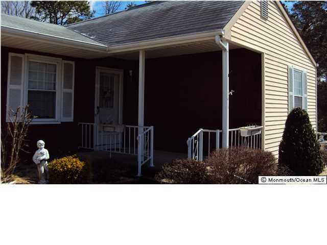 28 Berkshire Road Whiting, NJ 08759 - Photo 2 of 3 Additional Photo