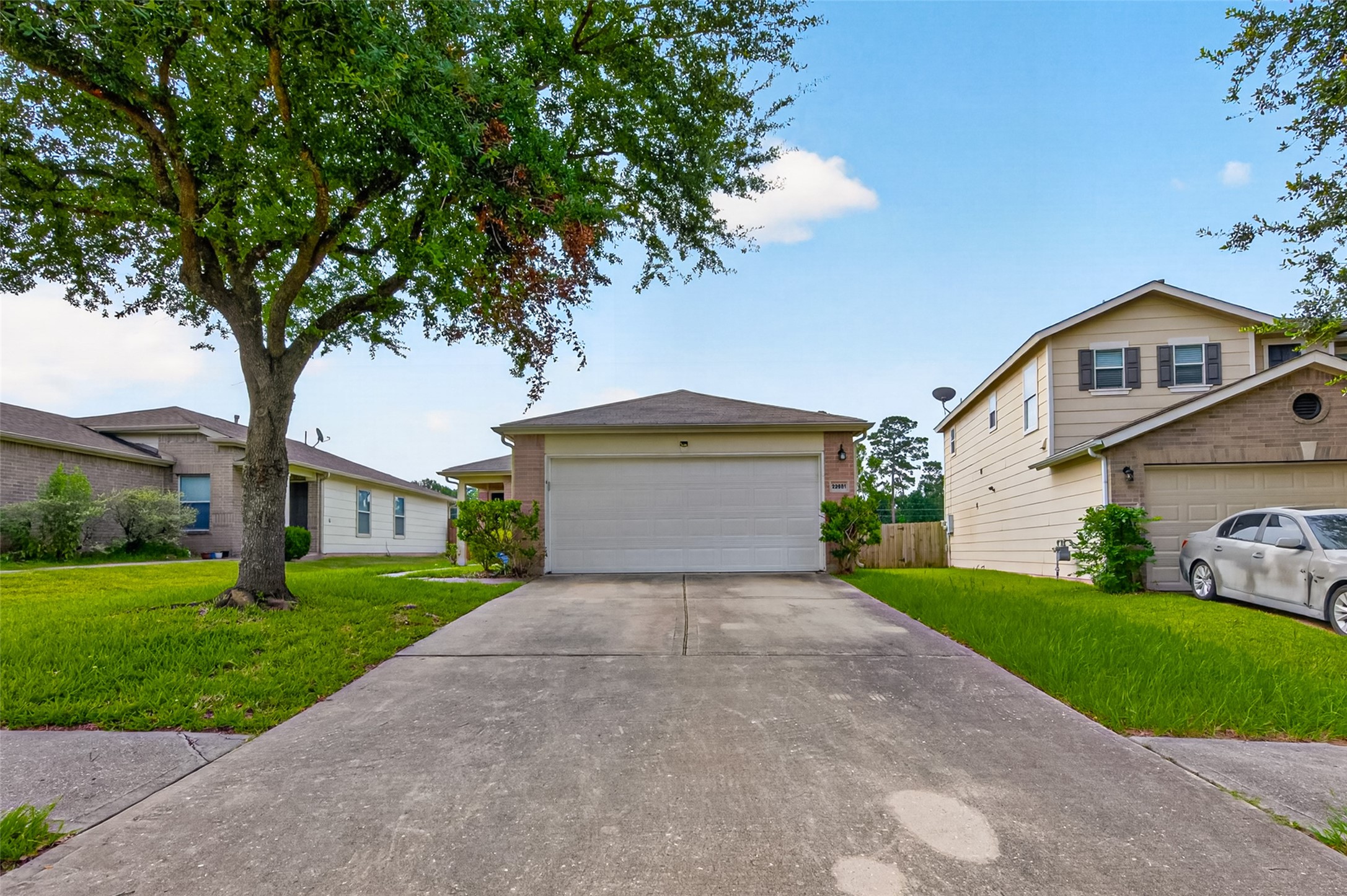 22851 Twisting Pine Drive Spring, TX 77373 - Photo 3 of 31